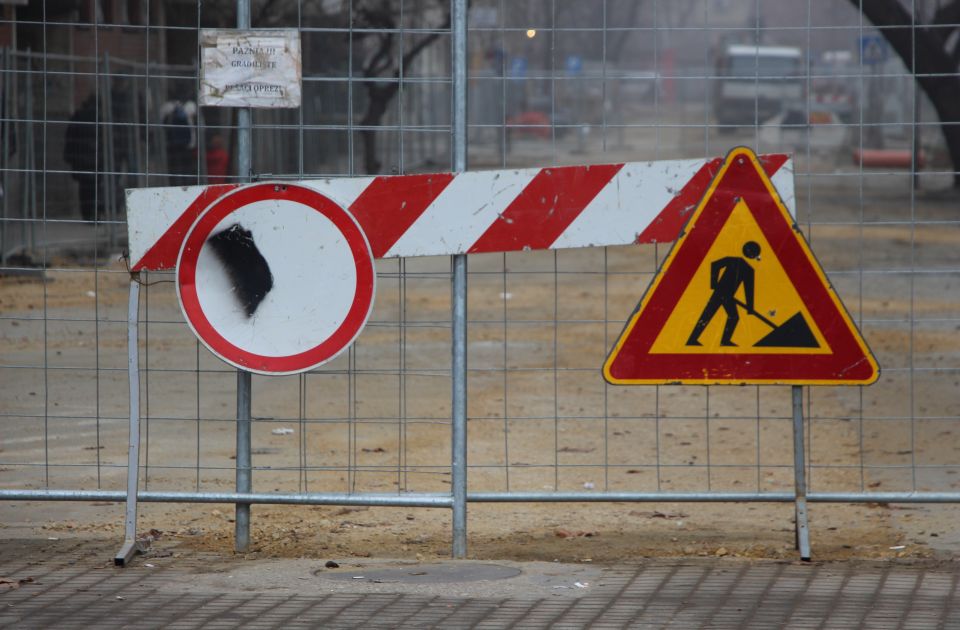 Izmena režima saobraćaja od ponedeljka u bloku Oblačića Rada i Boška Vrebalova