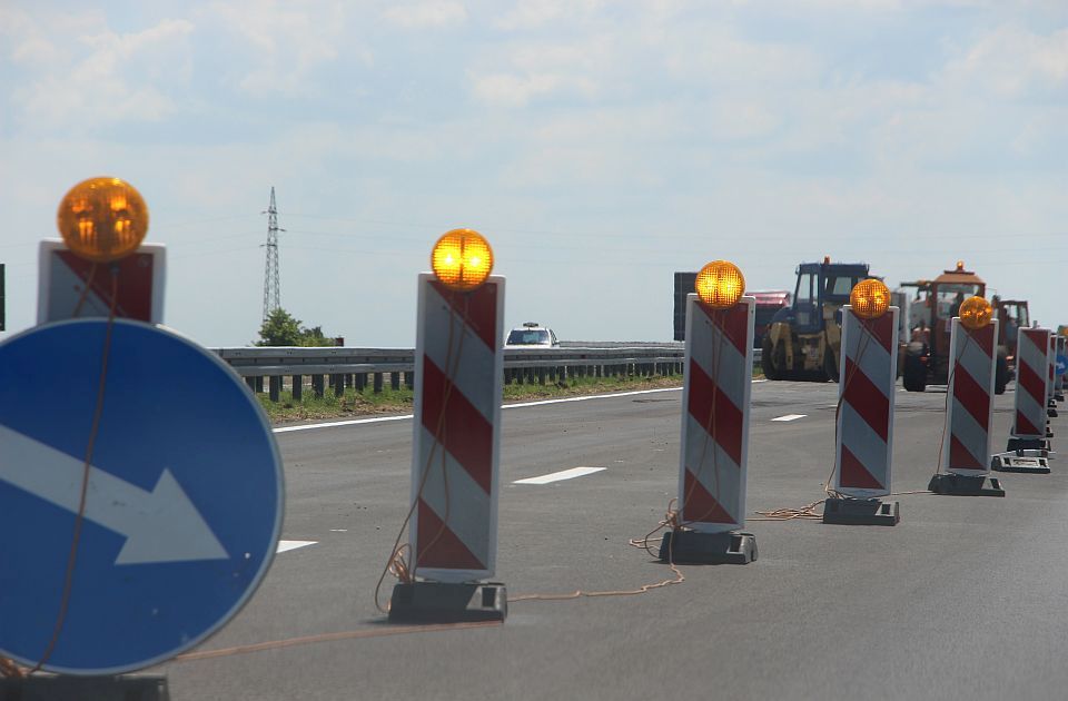 Radovi na auto-putu od Beške do Kovilja od 26. juna do 4. jula