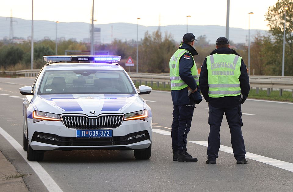 Saobraćaj na auto-putu delimično pušten i dalje gužva: Šta se dešava u saobraćaju u Novom Sadu i okolini