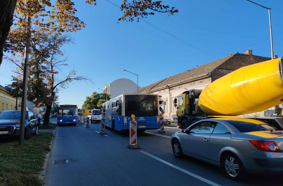 Udes na ulazu u Sremske Karlovce: Šta se dešava u saobraćaju u Novom Sadu