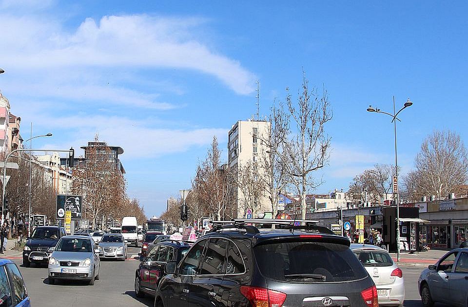 Patrole na sve strane: Šta se dešava u saobraćaju u Novom Sadu i okolini