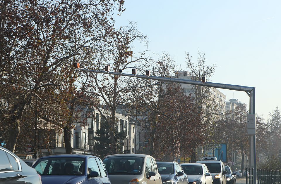 Dva udesa kod Merkatora, jedan u Cara Dušana: Šta se dešava u saobraćaju u Novom Sadu i okolini