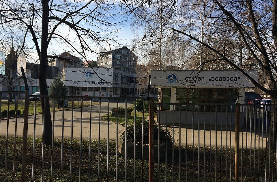 „Vodovod“: Snabdevanje grada redovno, povremene oscilacije u pritisku na Popovici, Paragovu i u Begeču
